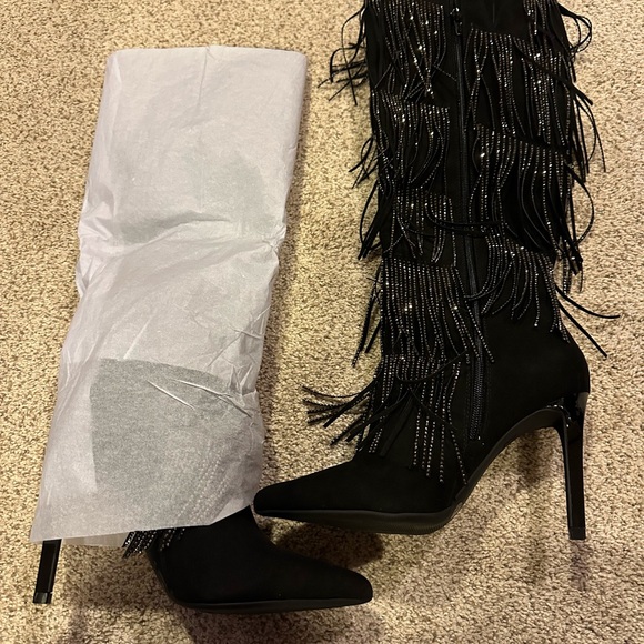 Black Fringe Knee-High Boots - Picture 1 of 10